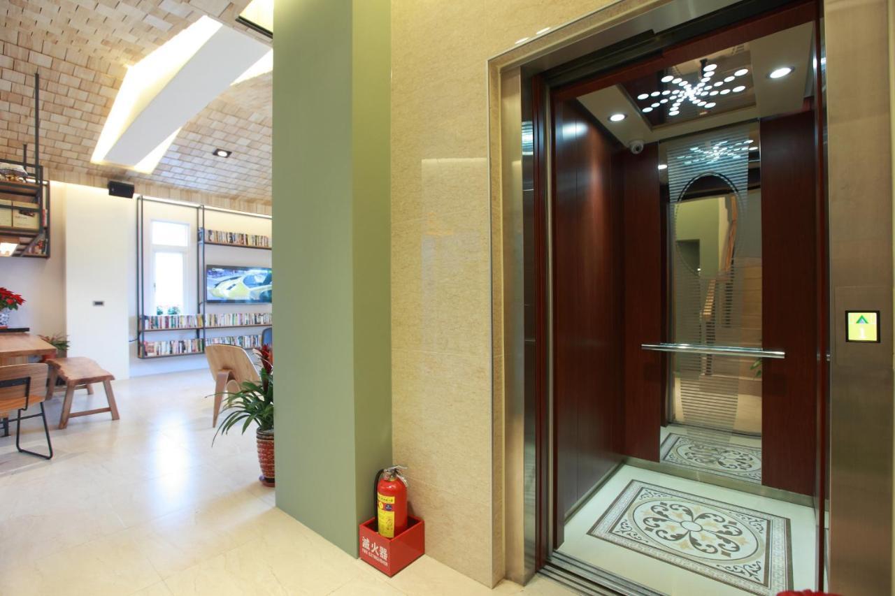 坡岸長堤民宿 Leveeside House 화롄 외부 사진